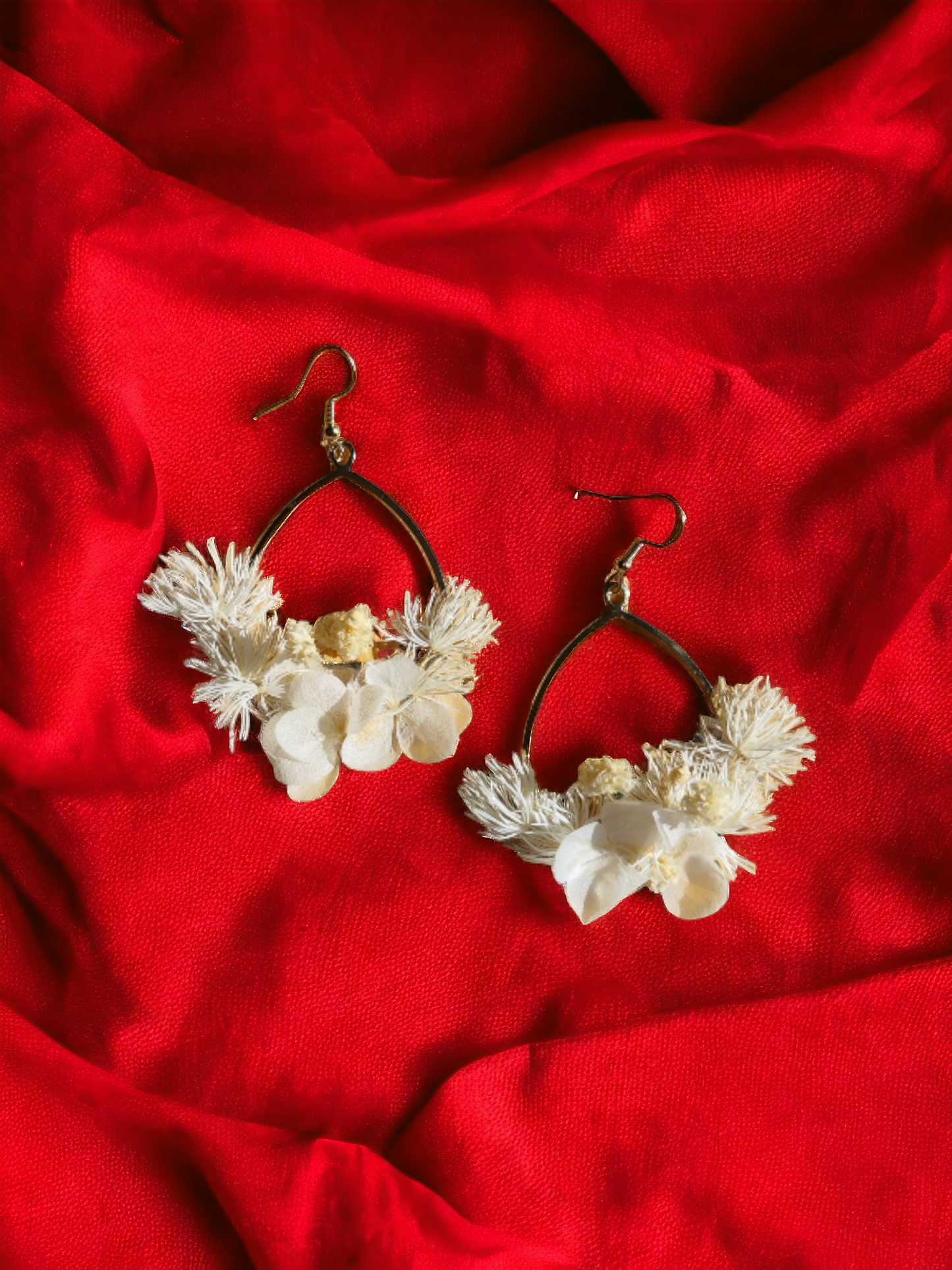 Boucles d'oreilles fleurs séchées